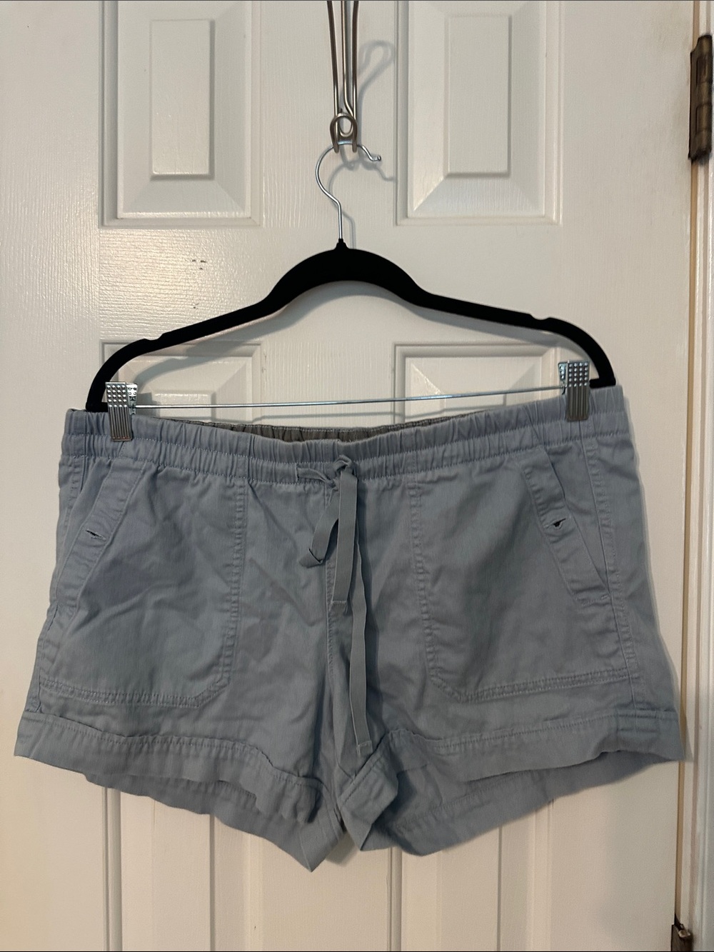 The North Face Women's Light Gray Drawstring Athletic Shorts
